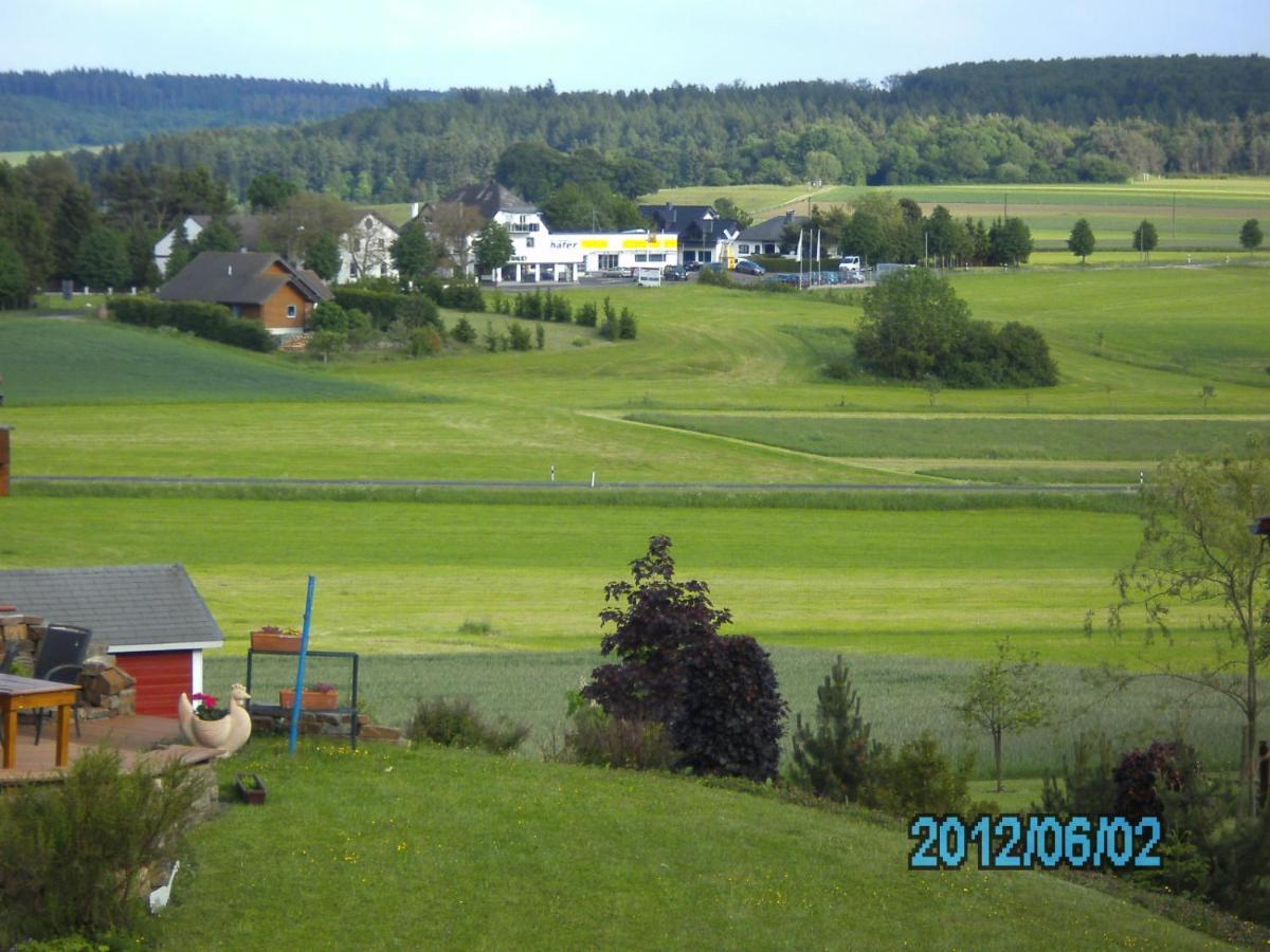 Ferienhaus - Vakantiehuis, Ferienwohnung, 100 Qm, Rollmann, 54578 Nohn, Eifel- Nuerburgring Nohn  Exterior photo